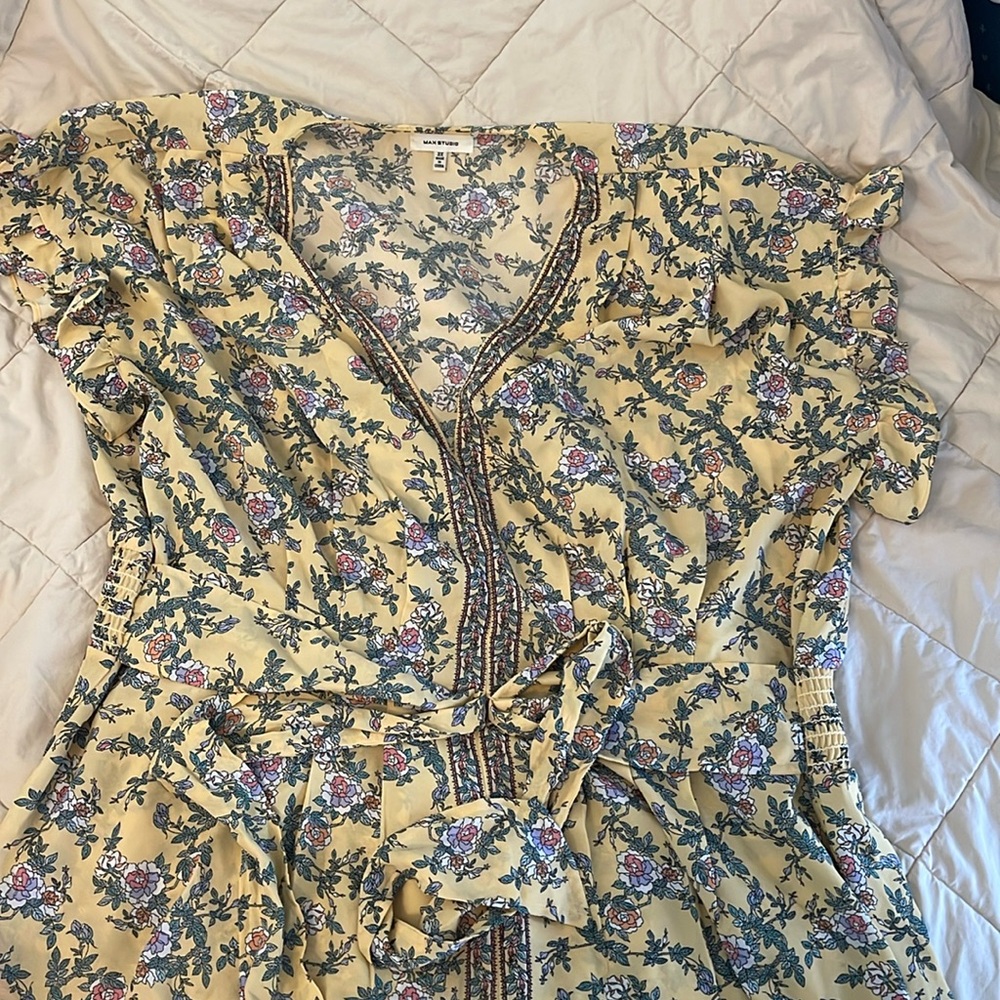 Max Studio floral top